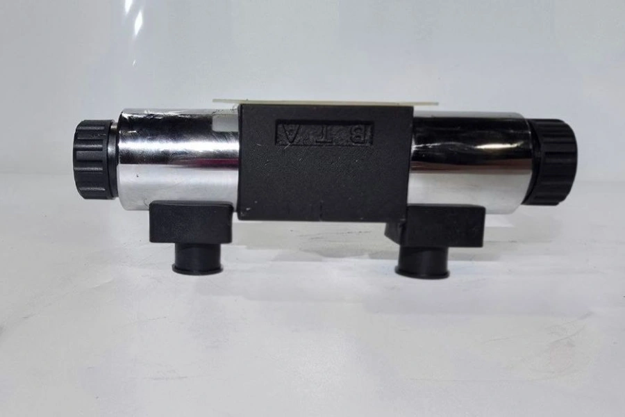 гидрораспределитель Terex UMG SWH-G02-C4-D24-20
